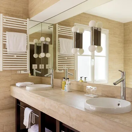 Hotel Grand 4*