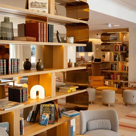 Grand 4* Le Plessis-Robinson