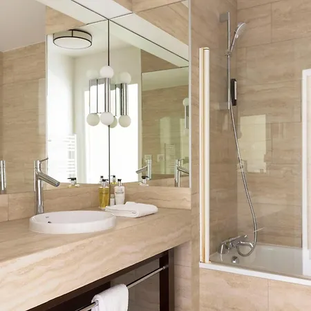 Grand Otel Le Plessis-Robinson