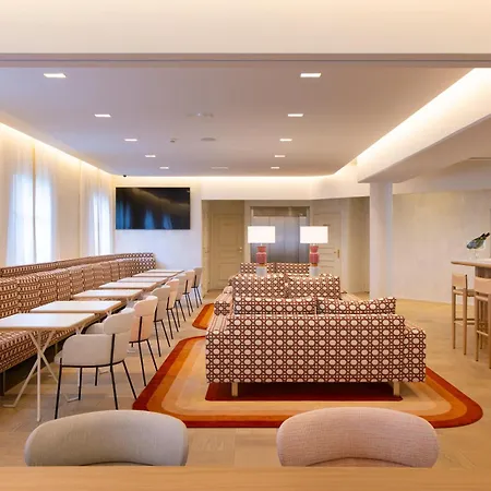 Grand Otel