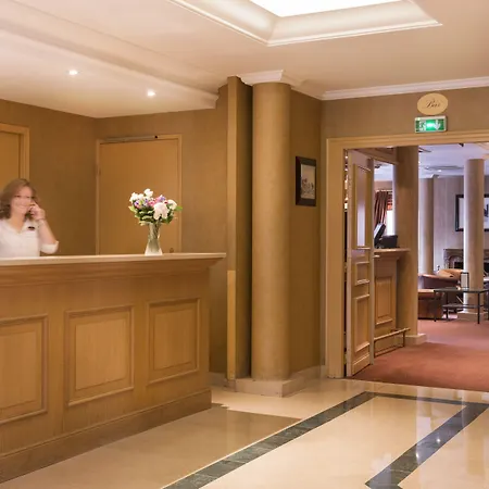 Hotel Grand Le Plessis-Robinson