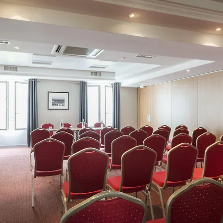 Hotel Grand Le Plessis-Robinson