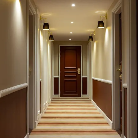 Grand Otel Le Plessis-Robinson