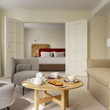 Hotel Grand Le Plessis-Robinson