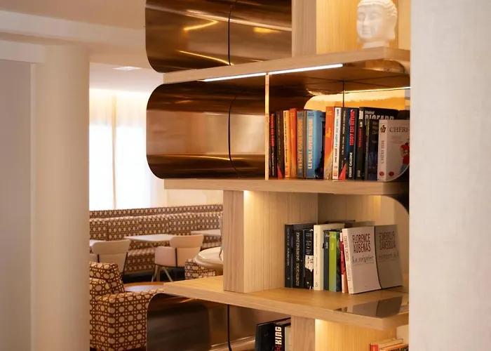 酒店 普莱西斯大酒店 勒普莱西-罗班松