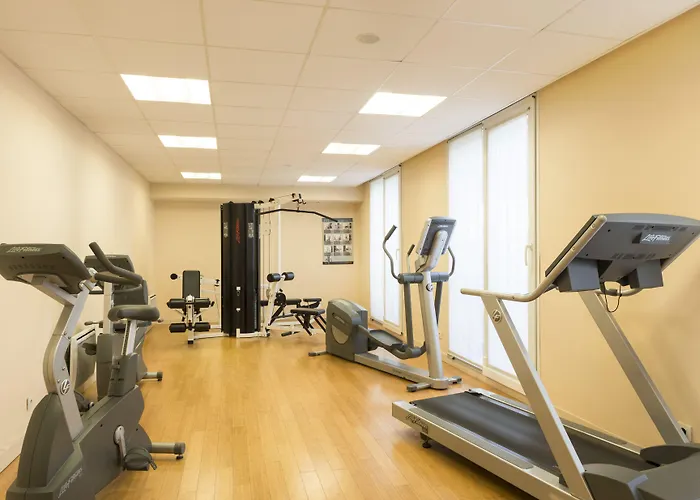 Grand 4* Le Plessis-Robinson