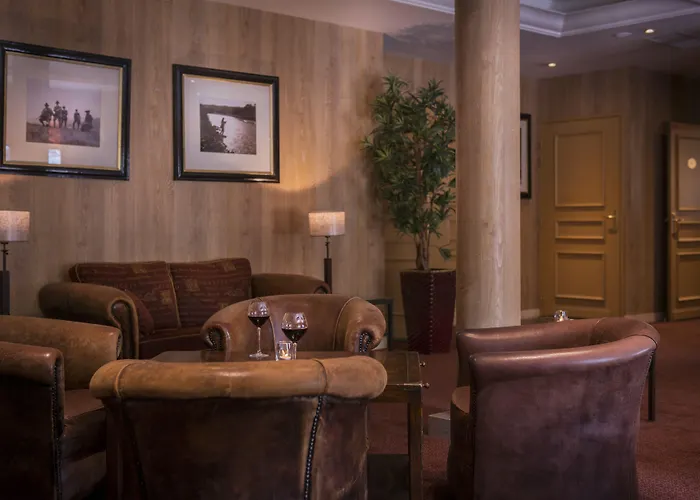 普莱西斯大酒店 酒店 4*